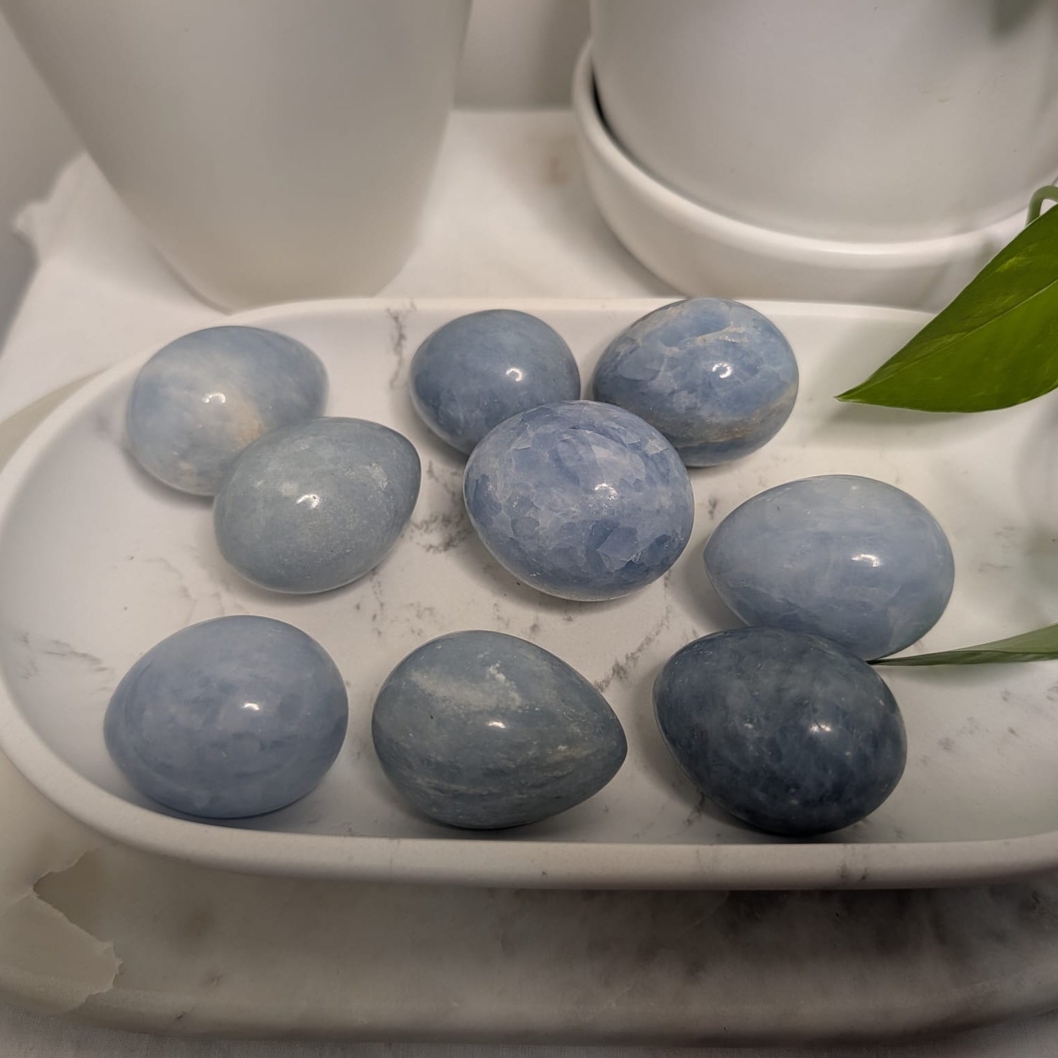 Midi Blue Calcite Egg