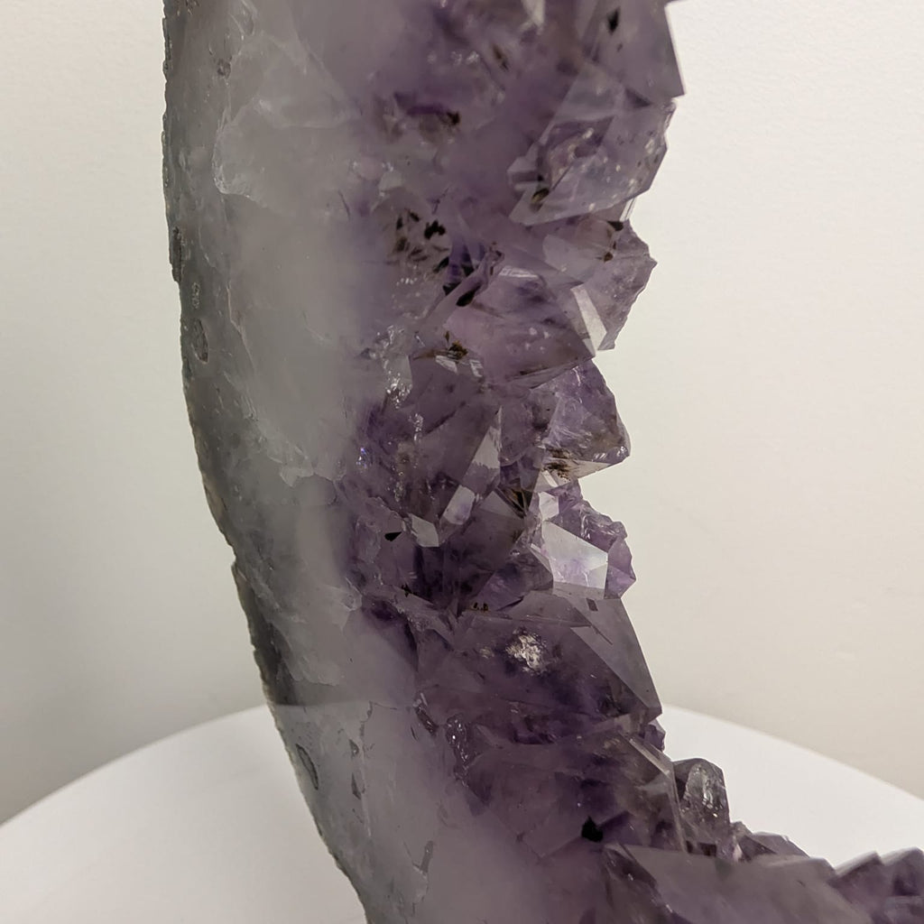 Amethyst portal on stand