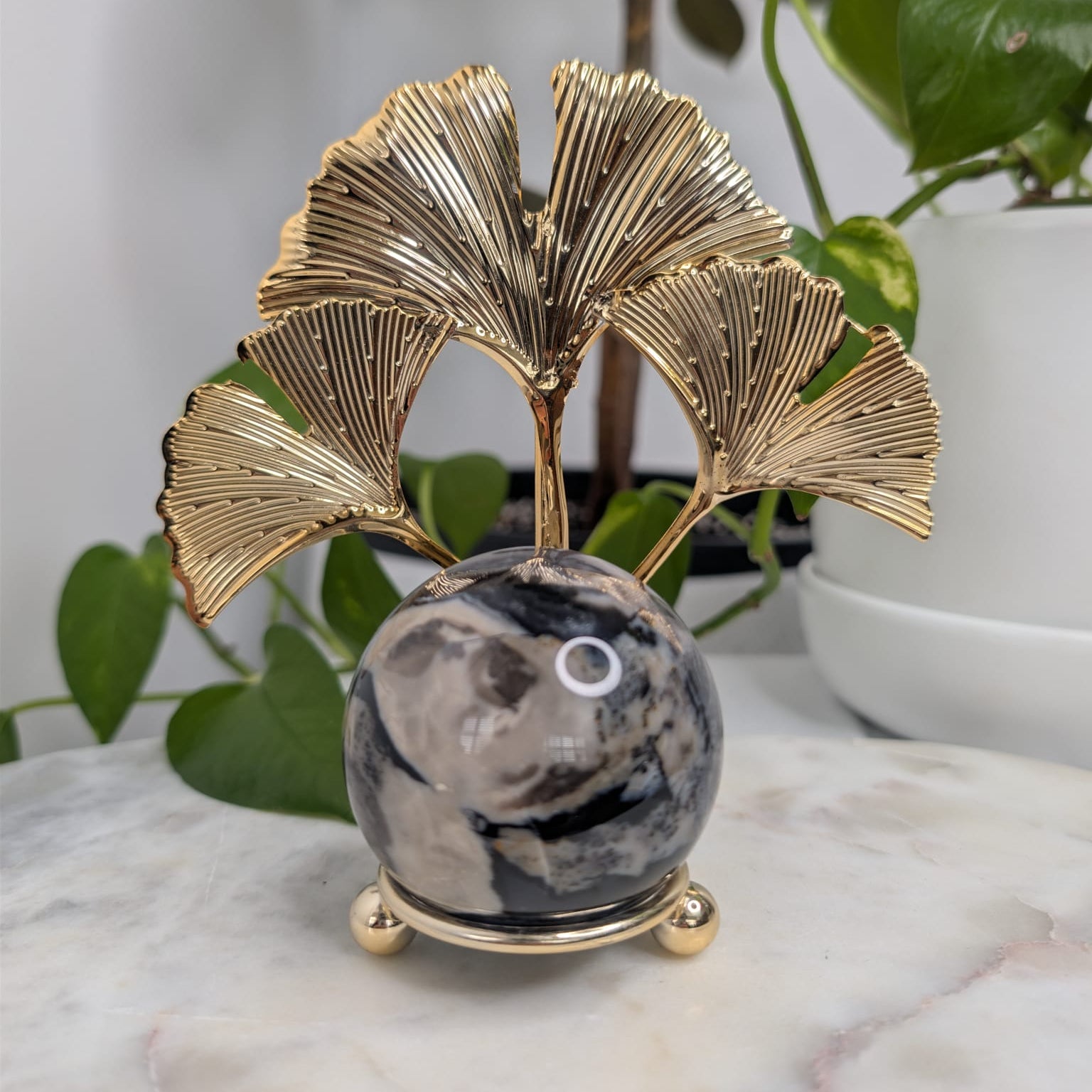 Gold Ginkgo Leaf Sphere Holder