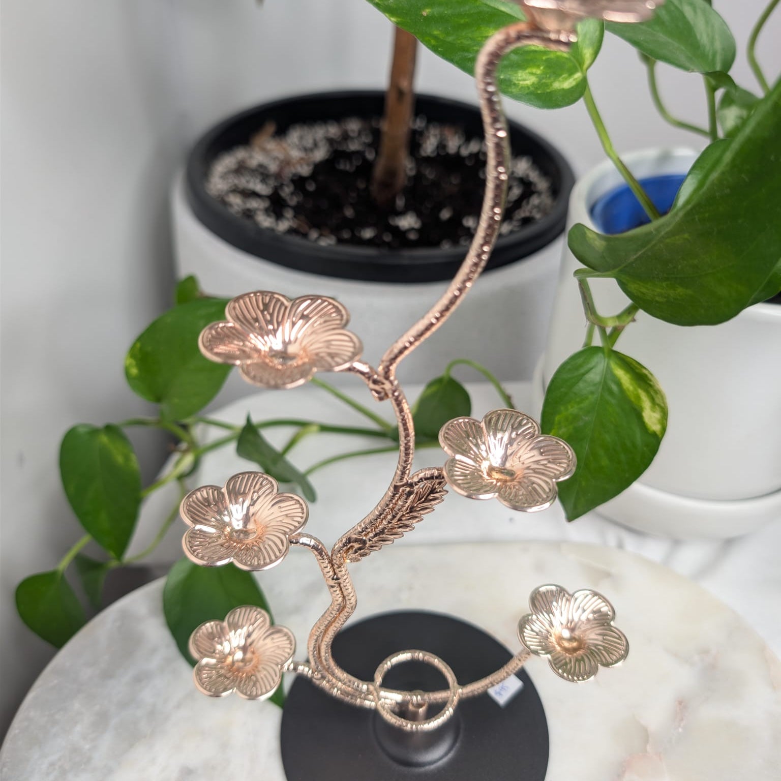Rose Gold Floral Multi Crystal Sphere Display Stand