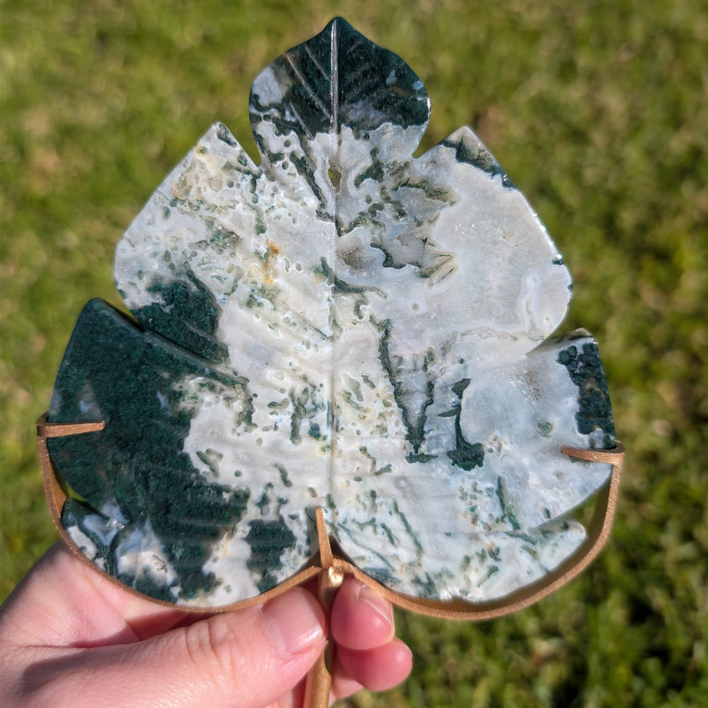 Moss Agate Leaf On Gold Stand