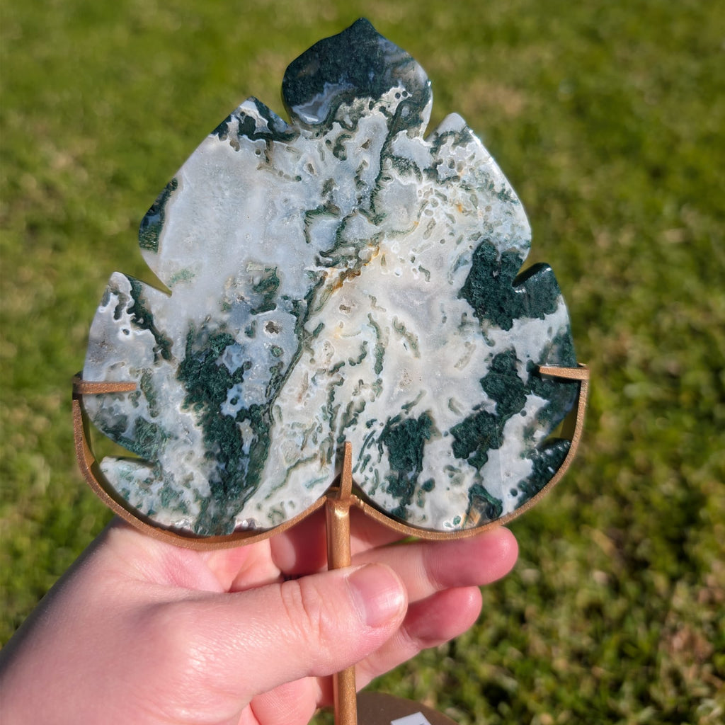 Moss Agate Leaf On Gold Stand