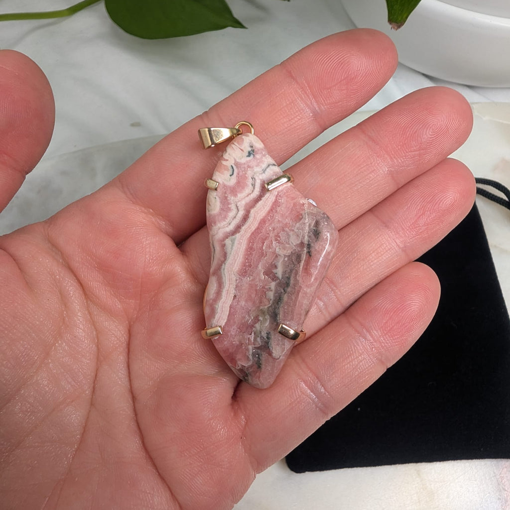 Rhodochrosite Pendant – 25K Gold Plated