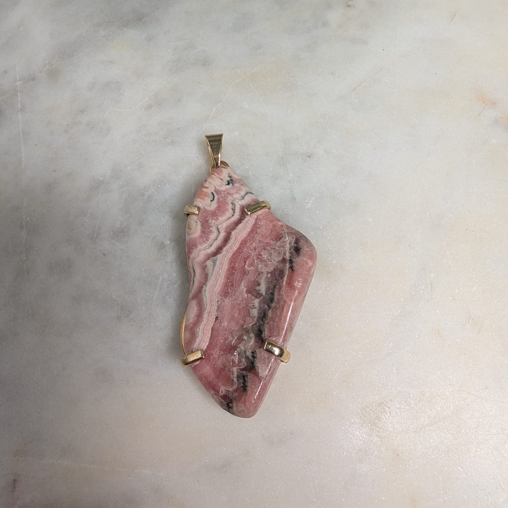 Rhodochrosite Pendant – 25K Gold Plated