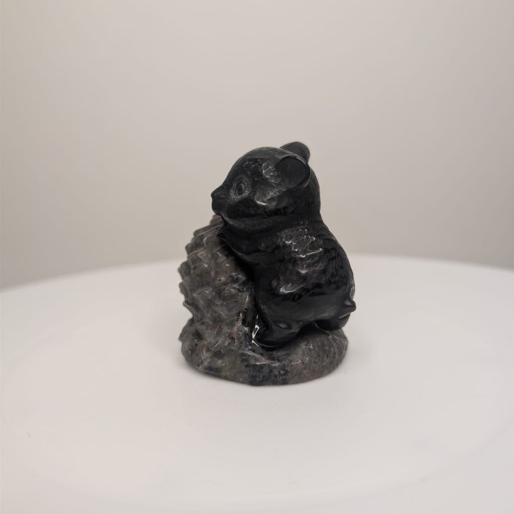 Obsidian Chipmunk on Yooperlite