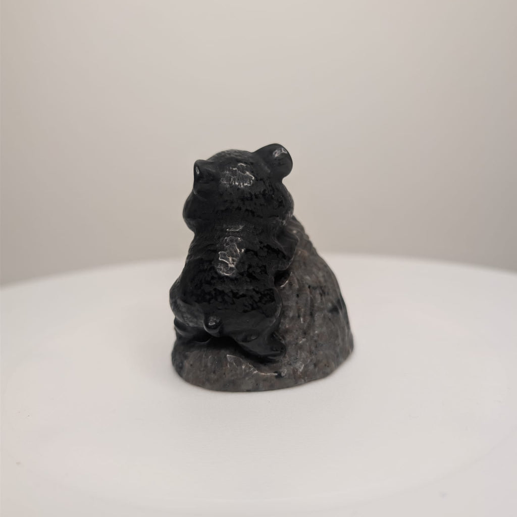 Obsidian Chipmunk on Yooperlite