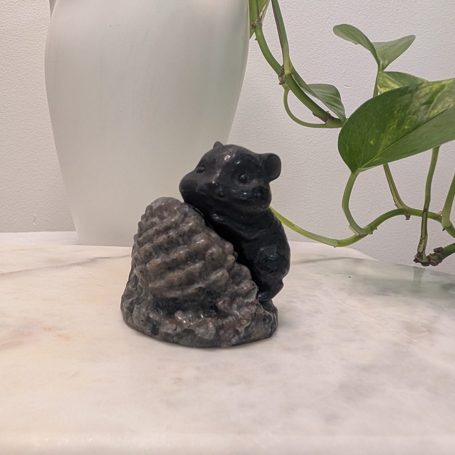 Obsidian Chipmunk on Yooperlite