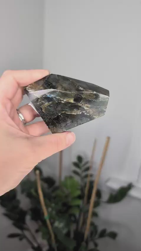 Labradorite Freeform
