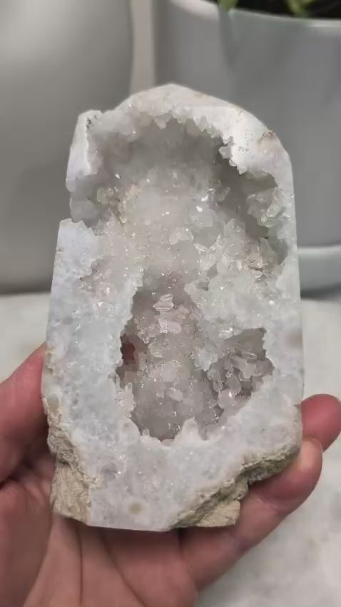Druzy Raw Quartz Point