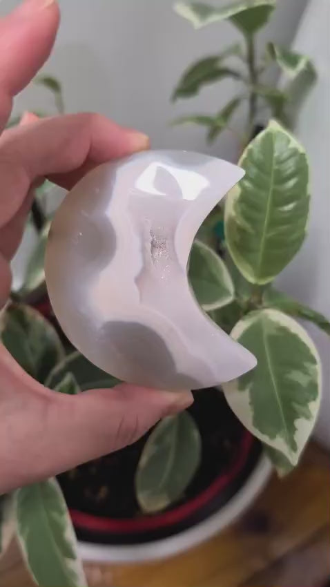 Flower Agate Moon