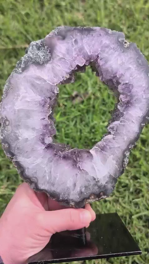Amethyst portal on stand